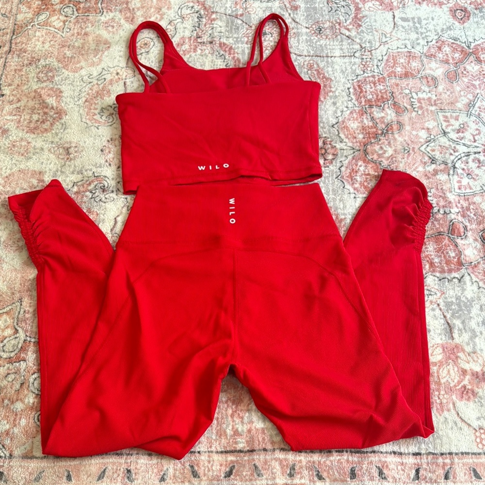 Wilo The label Red Activewear Set